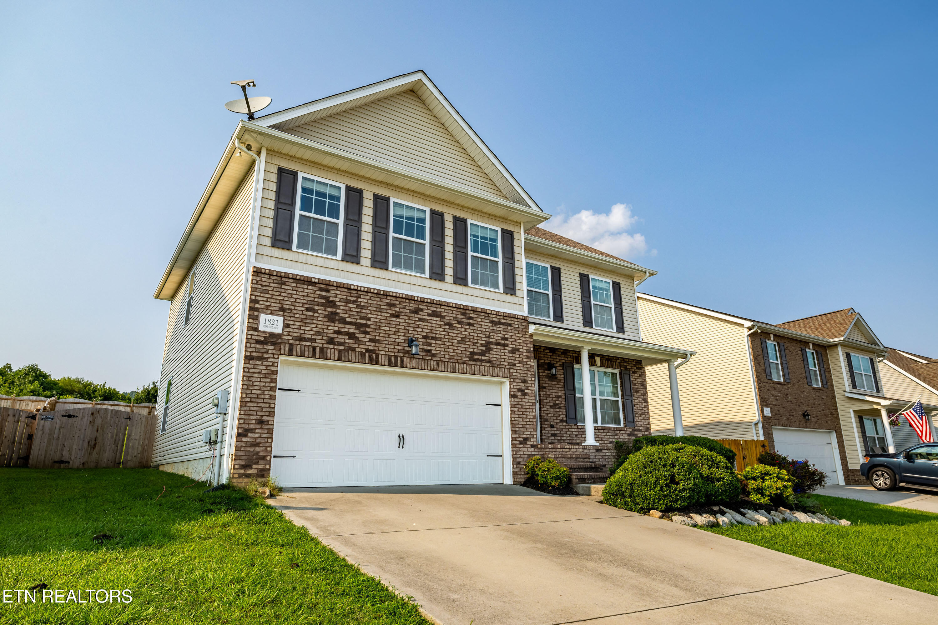 1821 Point Wood Drive