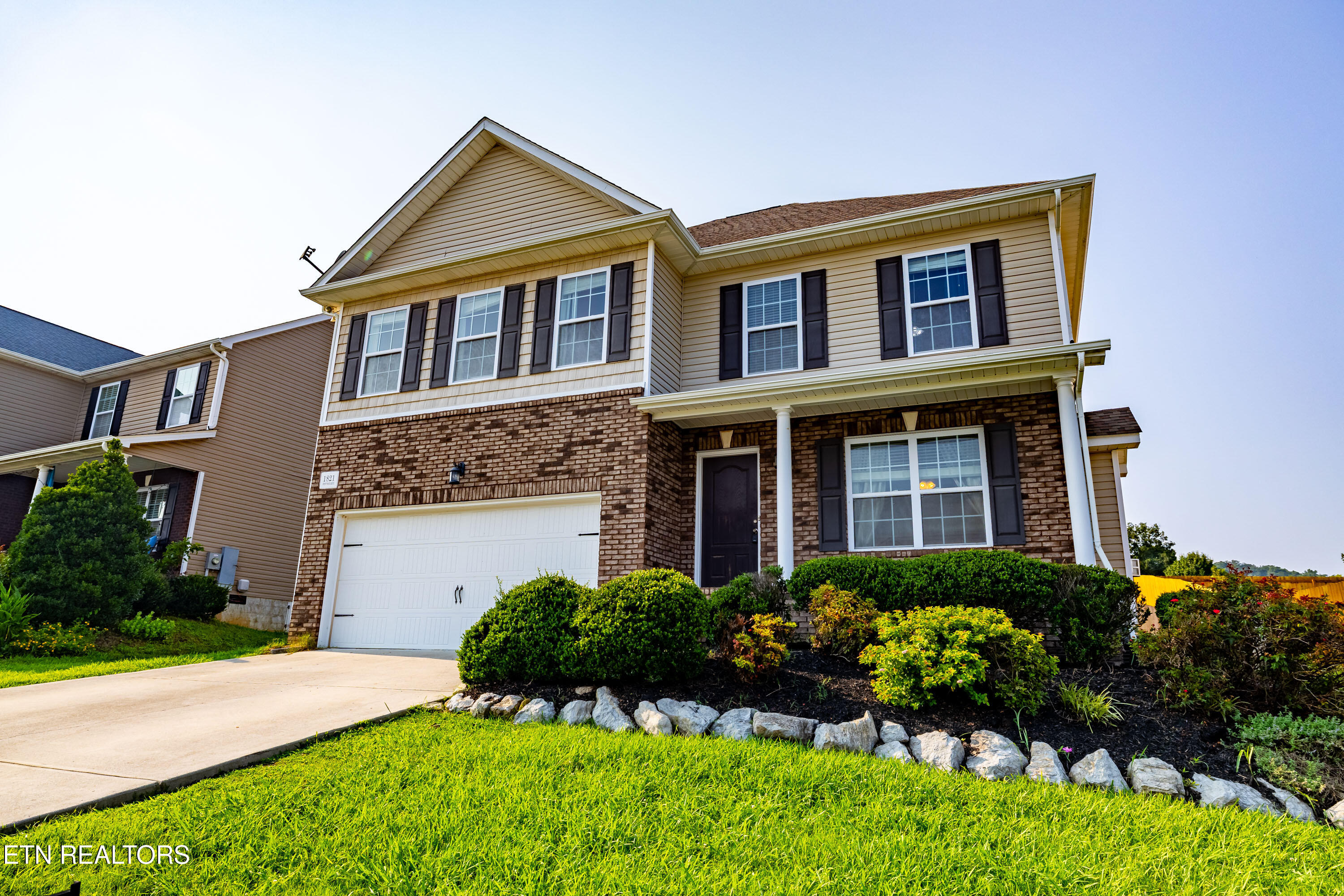 1821 Point Wood Drive