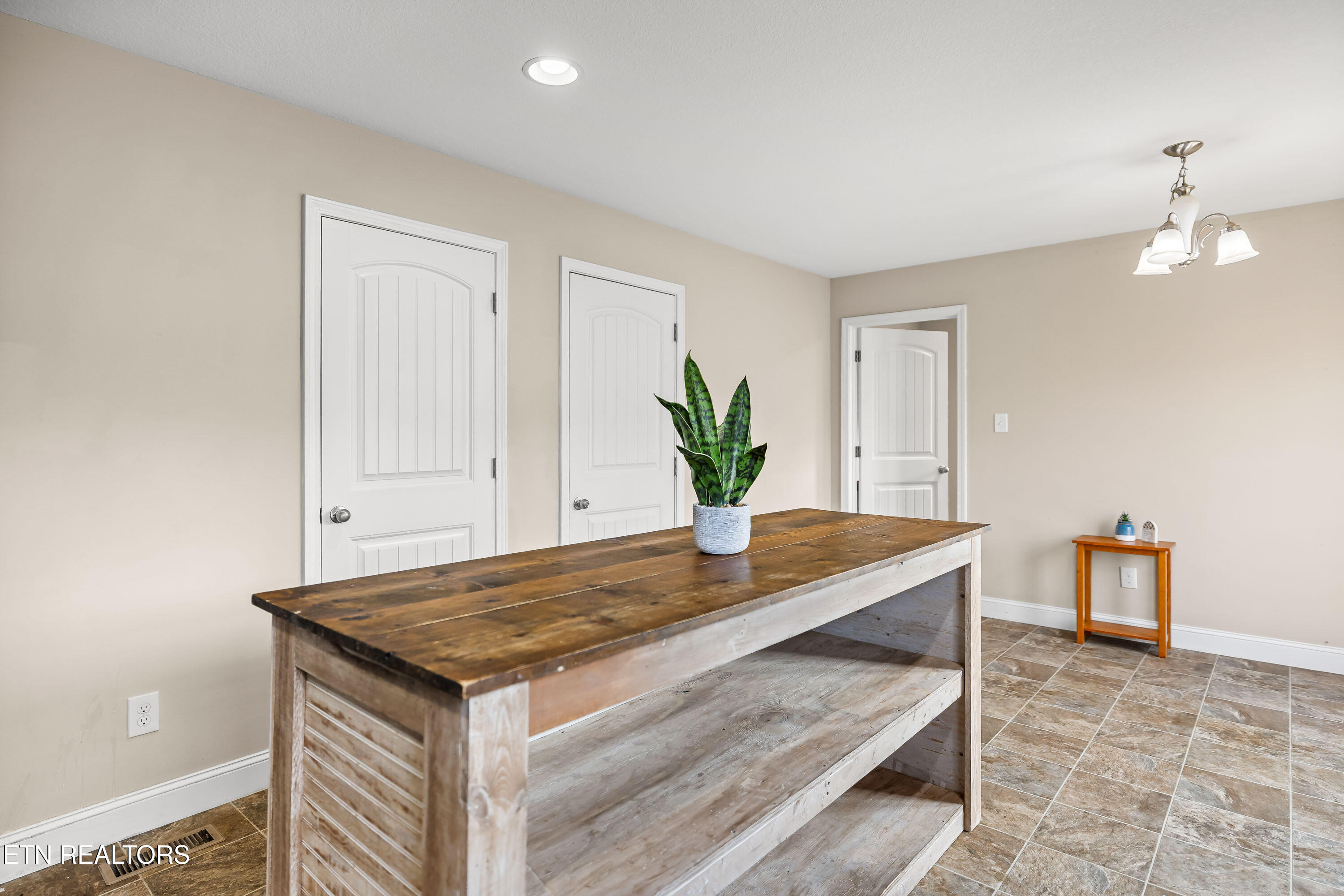 1821 Point Wood Drive
