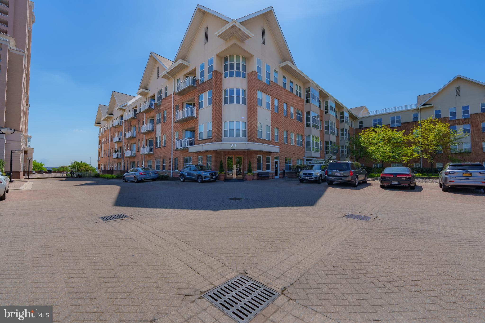 23 PIERSIDE DRIVE 220