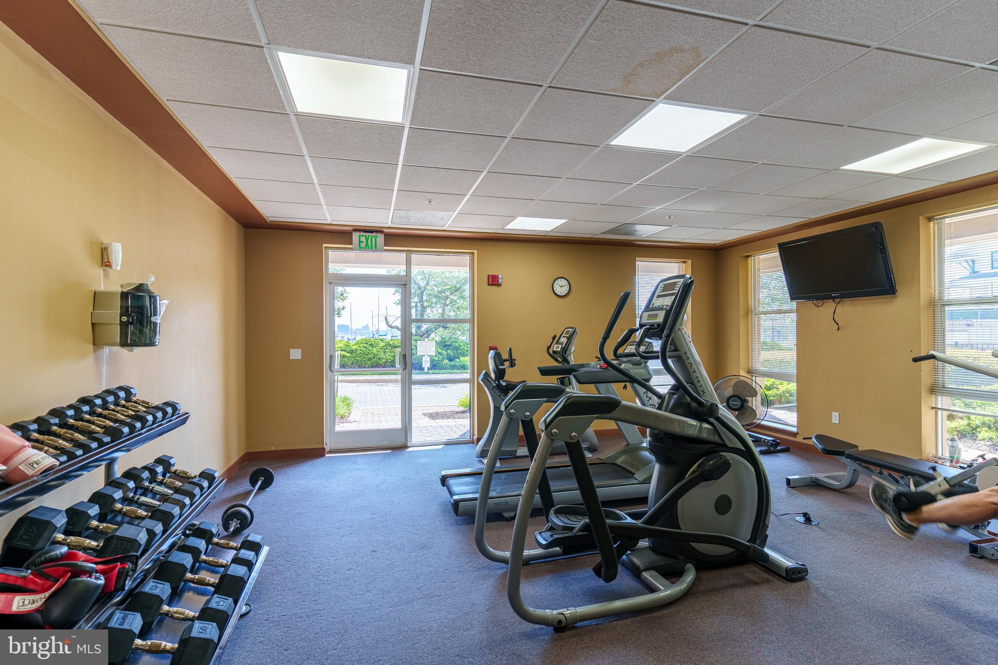 23 PIERSIDE DRIVE 220