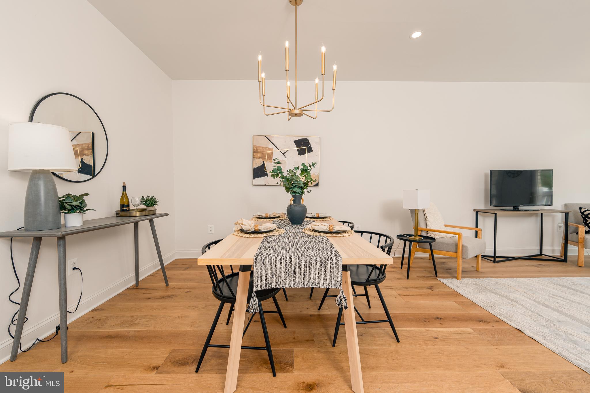 1229 HARBOR ISLAND WALK