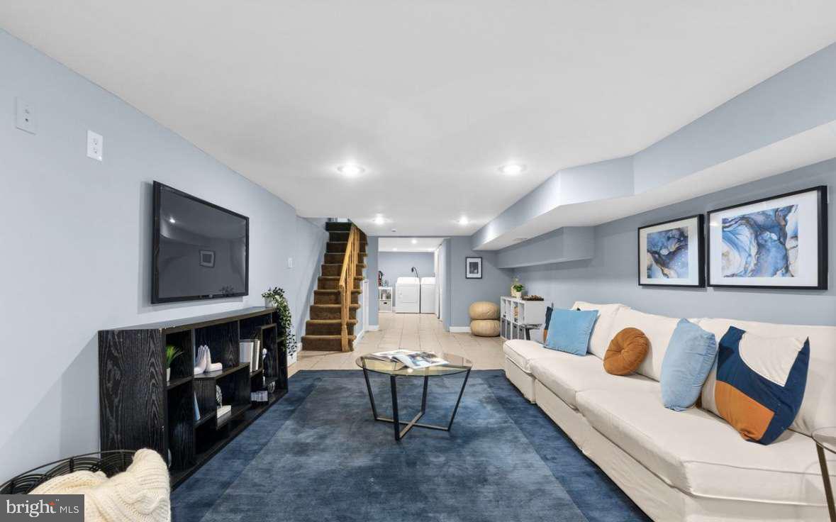 3509 GREENMOUNT AVENUE