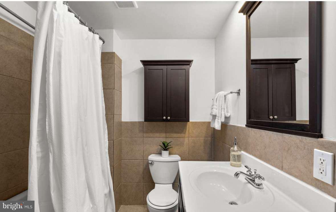 3509 GREENMOUNT AVENUE