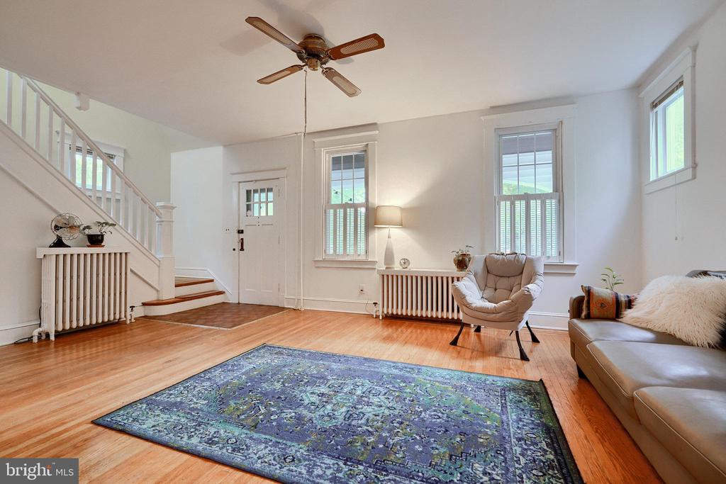 423 WESTGATE ROAD