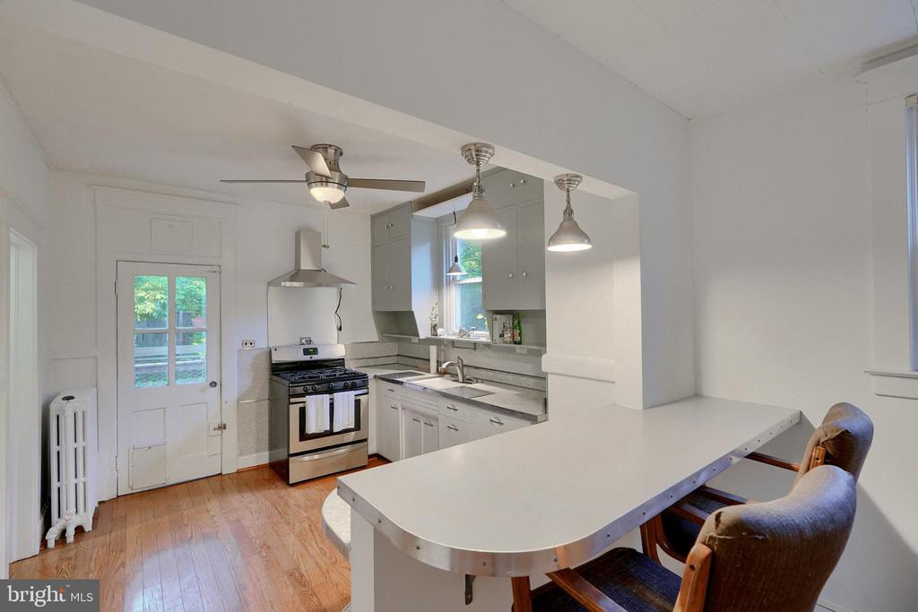 423 WESTGATE ROAD