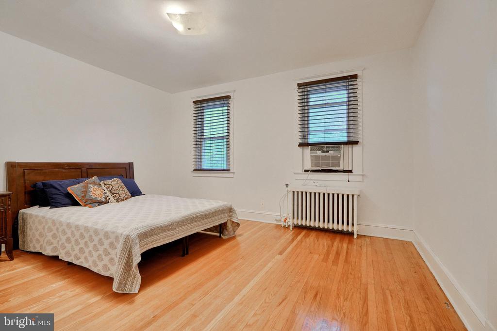 423 WESTGATE ROAD