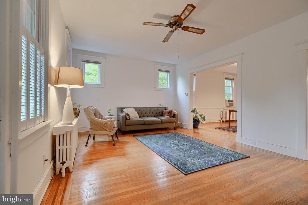 423 WESTGATE ROAD