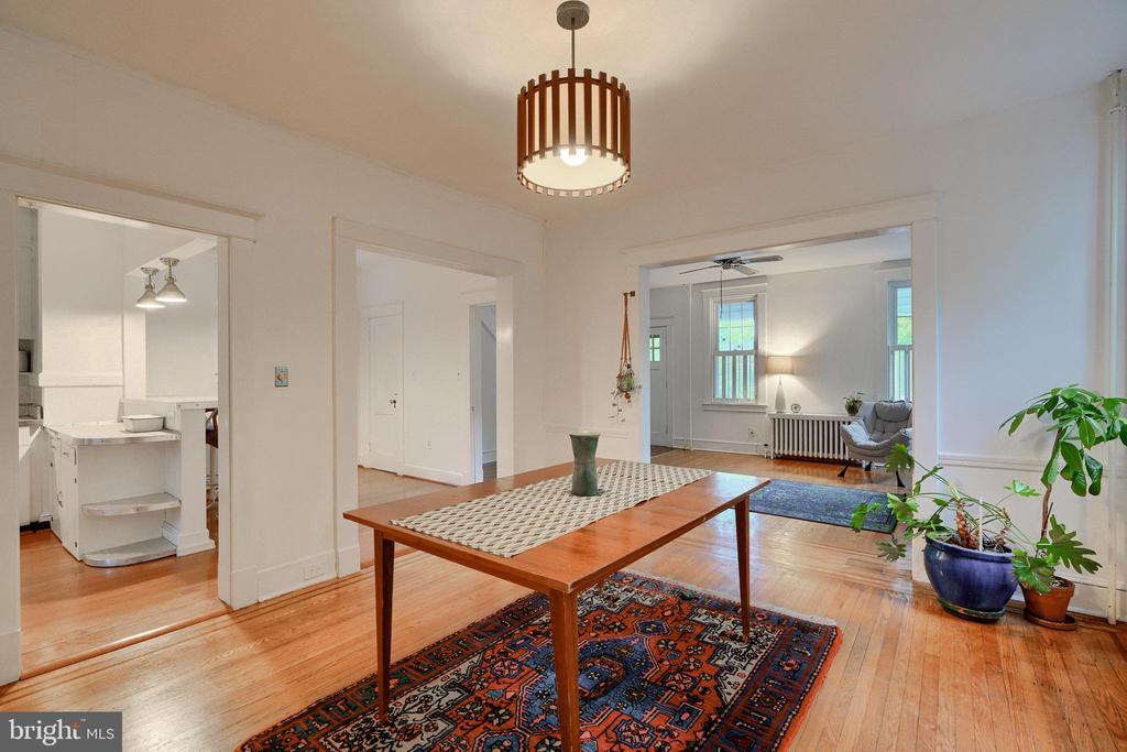 423 WESTGATE ROAD
