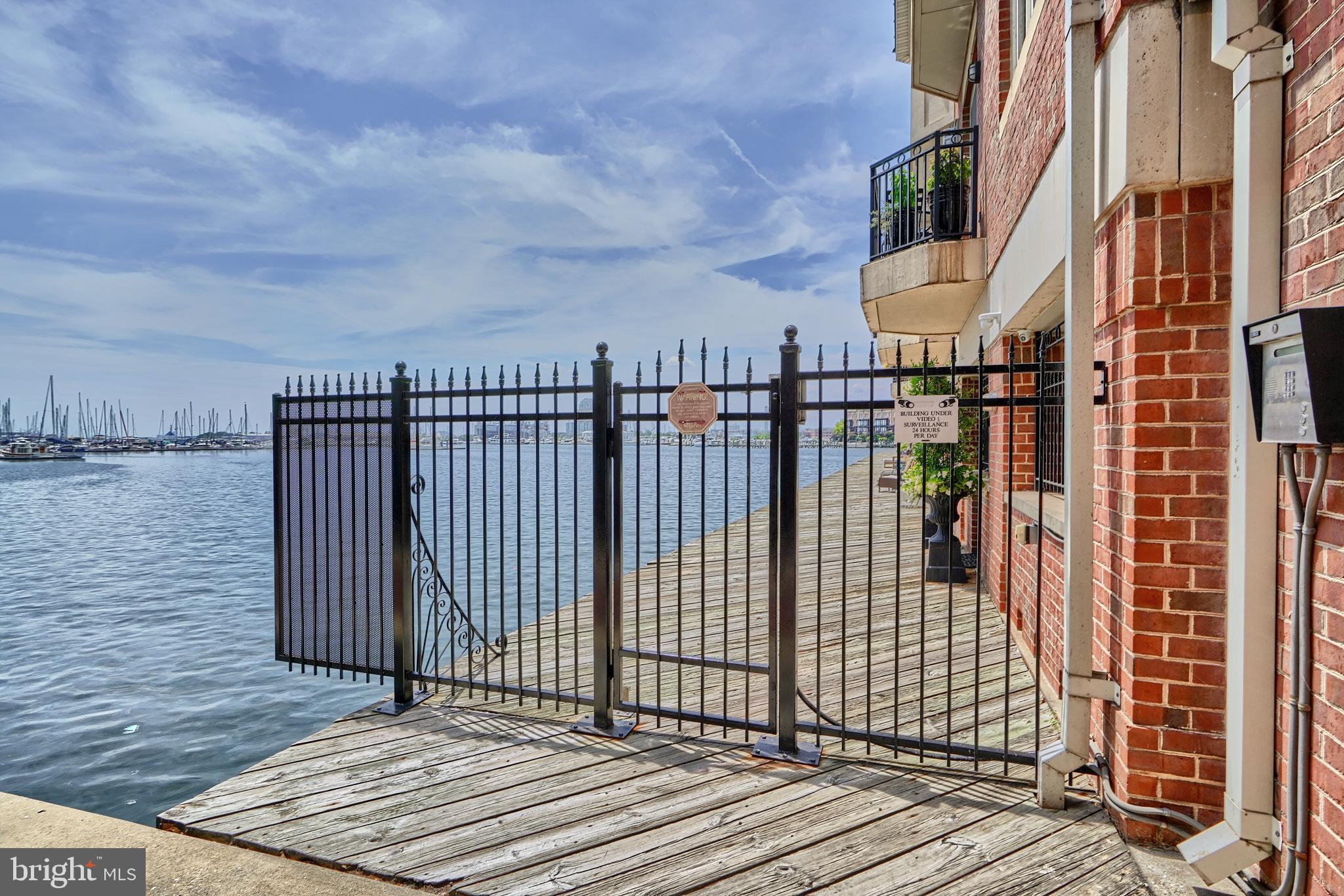 2327 BOSTON STREET 14