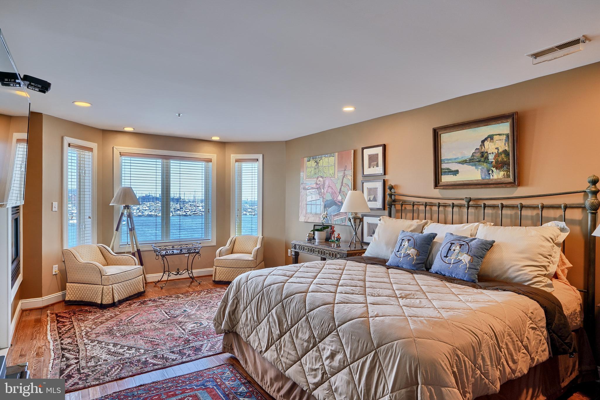 2327 BOSTON STREET 14