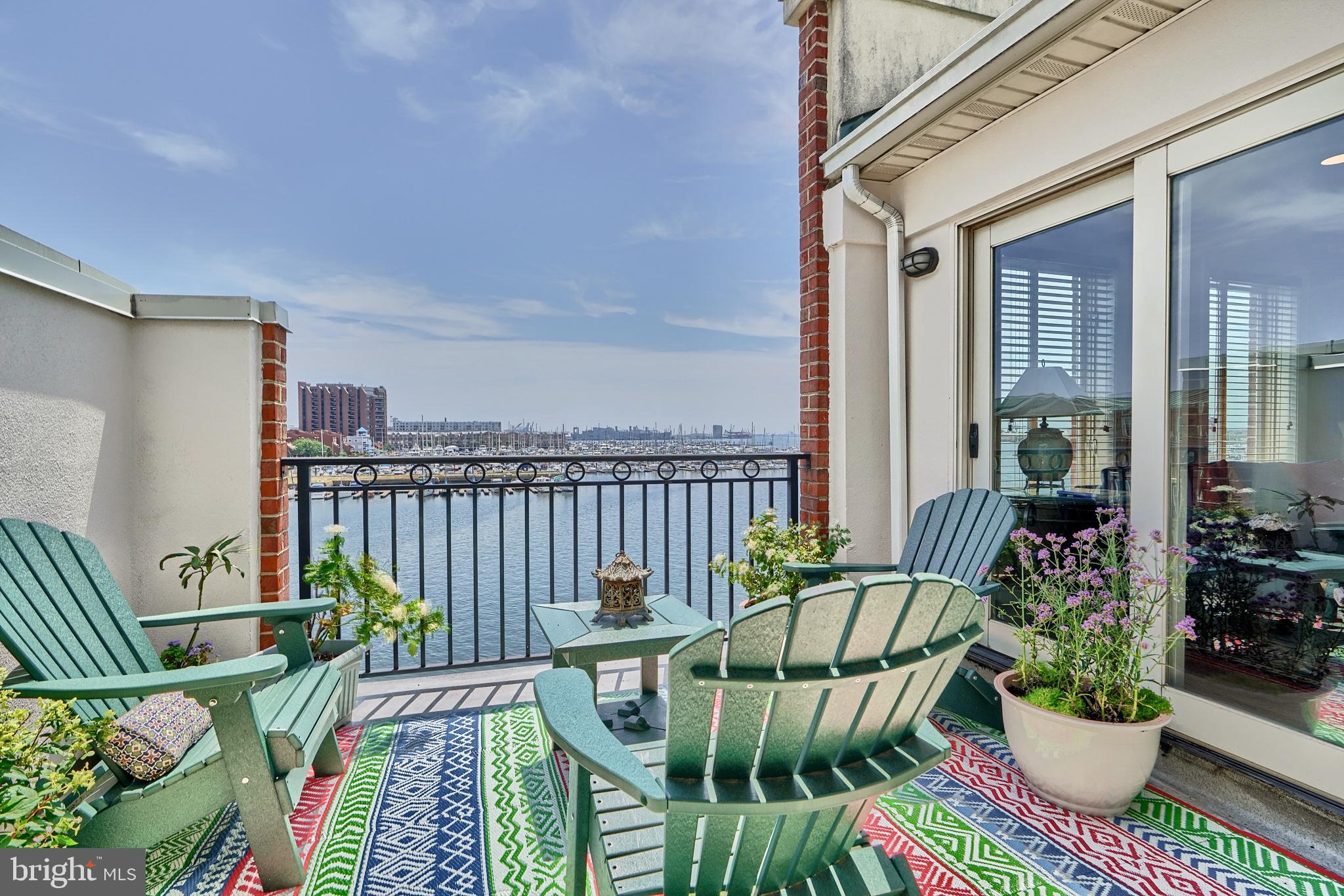 2327 BOSTON STREET 14