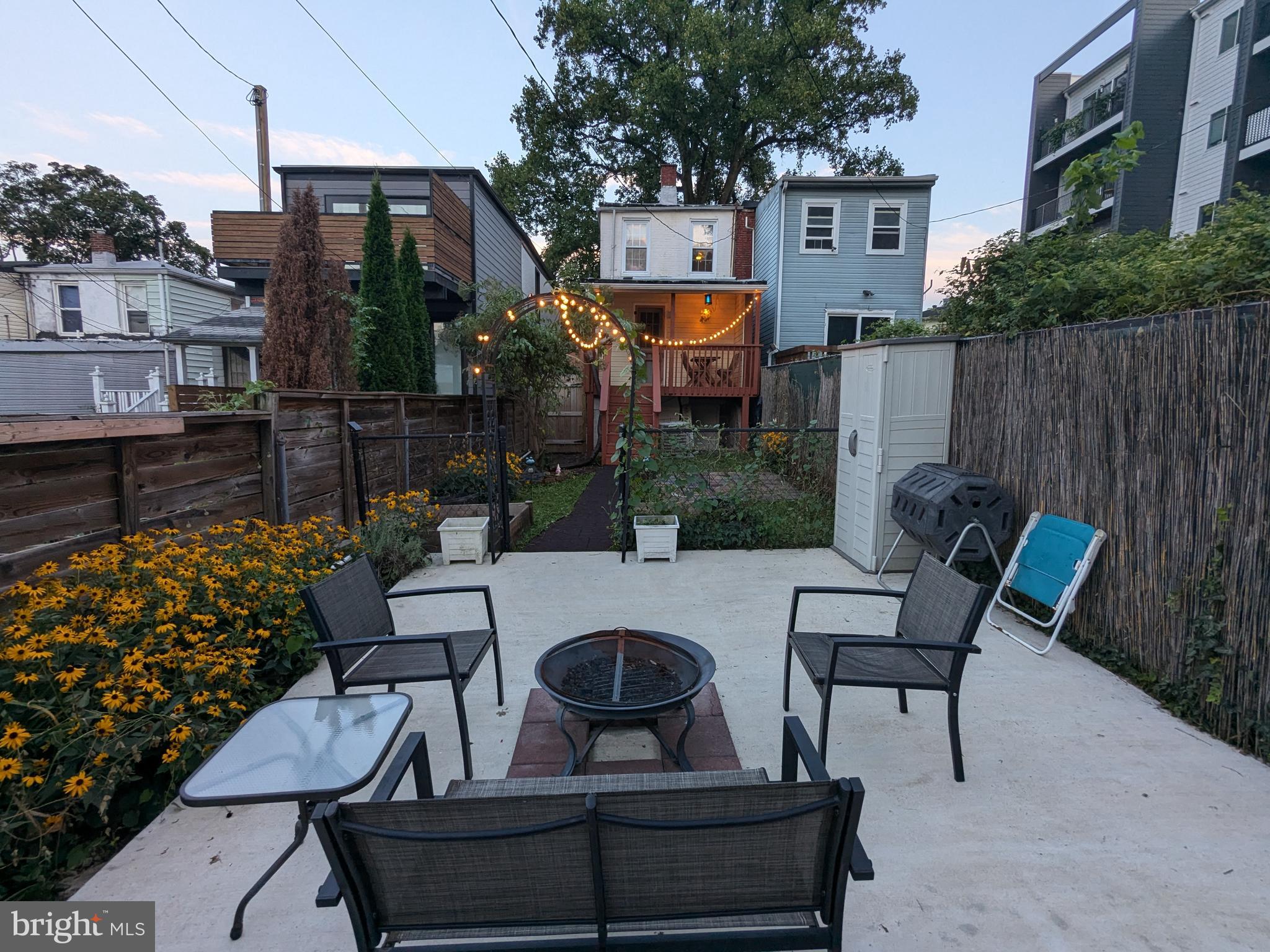 2076 ROCKROSE AVENUE