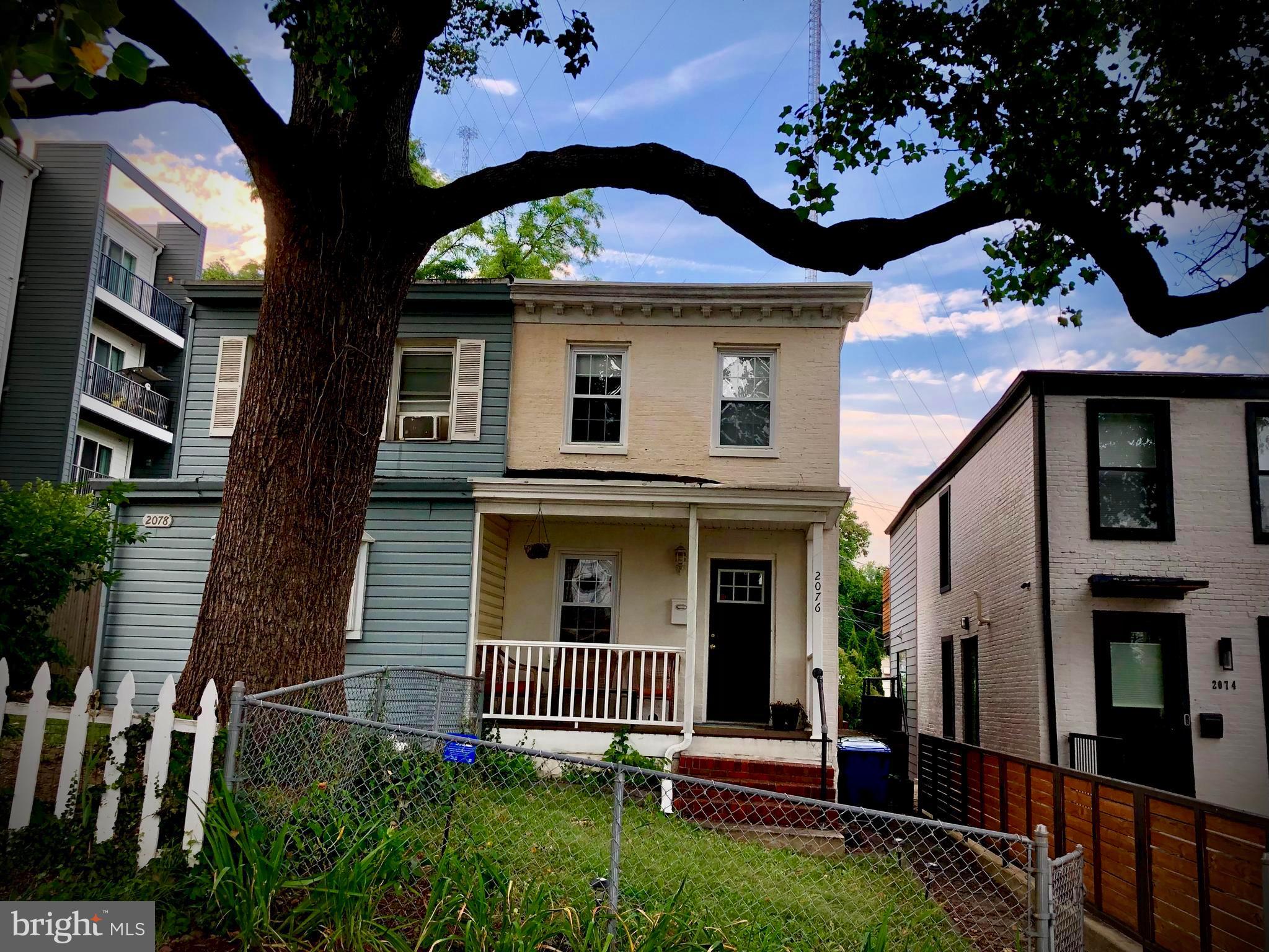 2076 ROCKROSE AVENUE