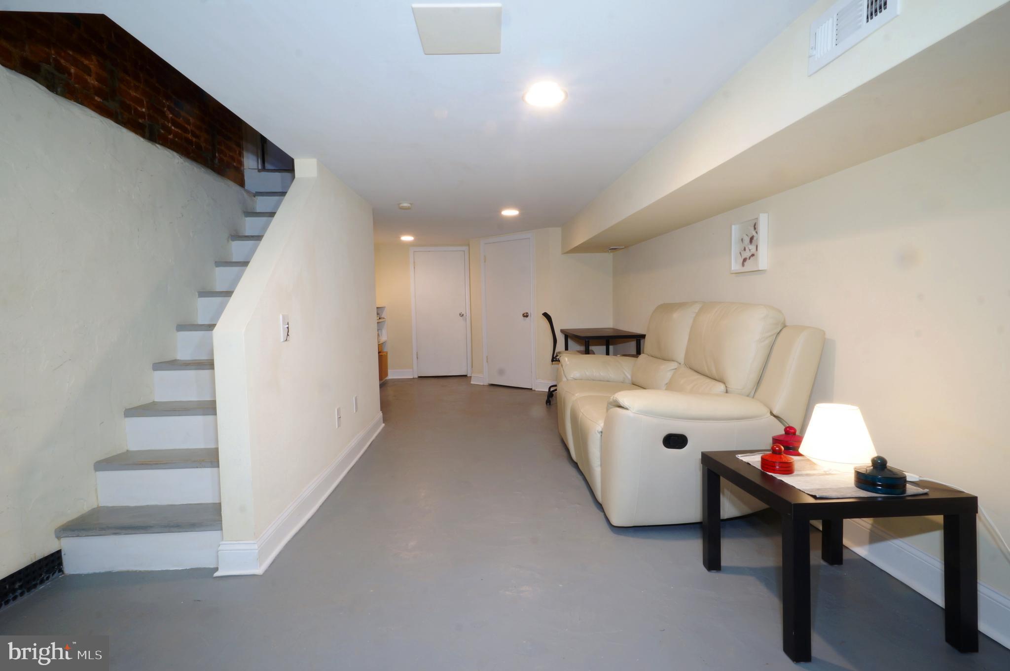 2076 ROCKROSE AVENUE