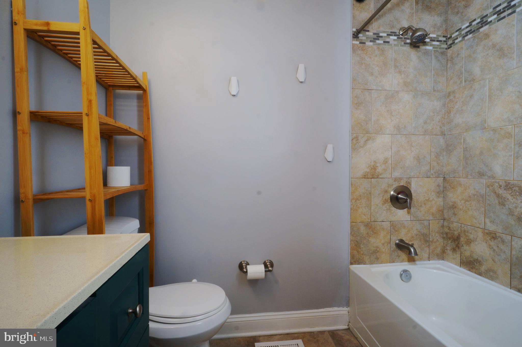 2076 ROCKROSE AVENUE