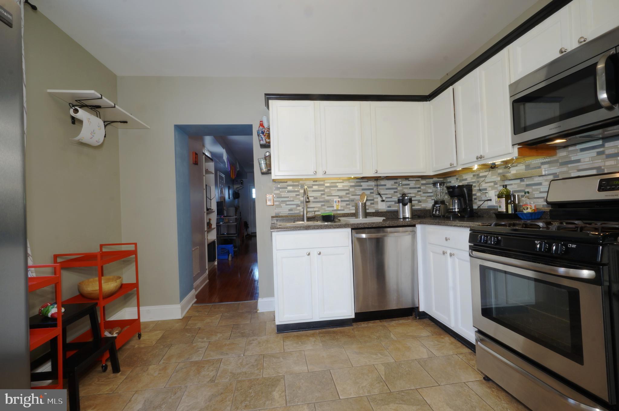 2076 ROCKROSE AVENUE