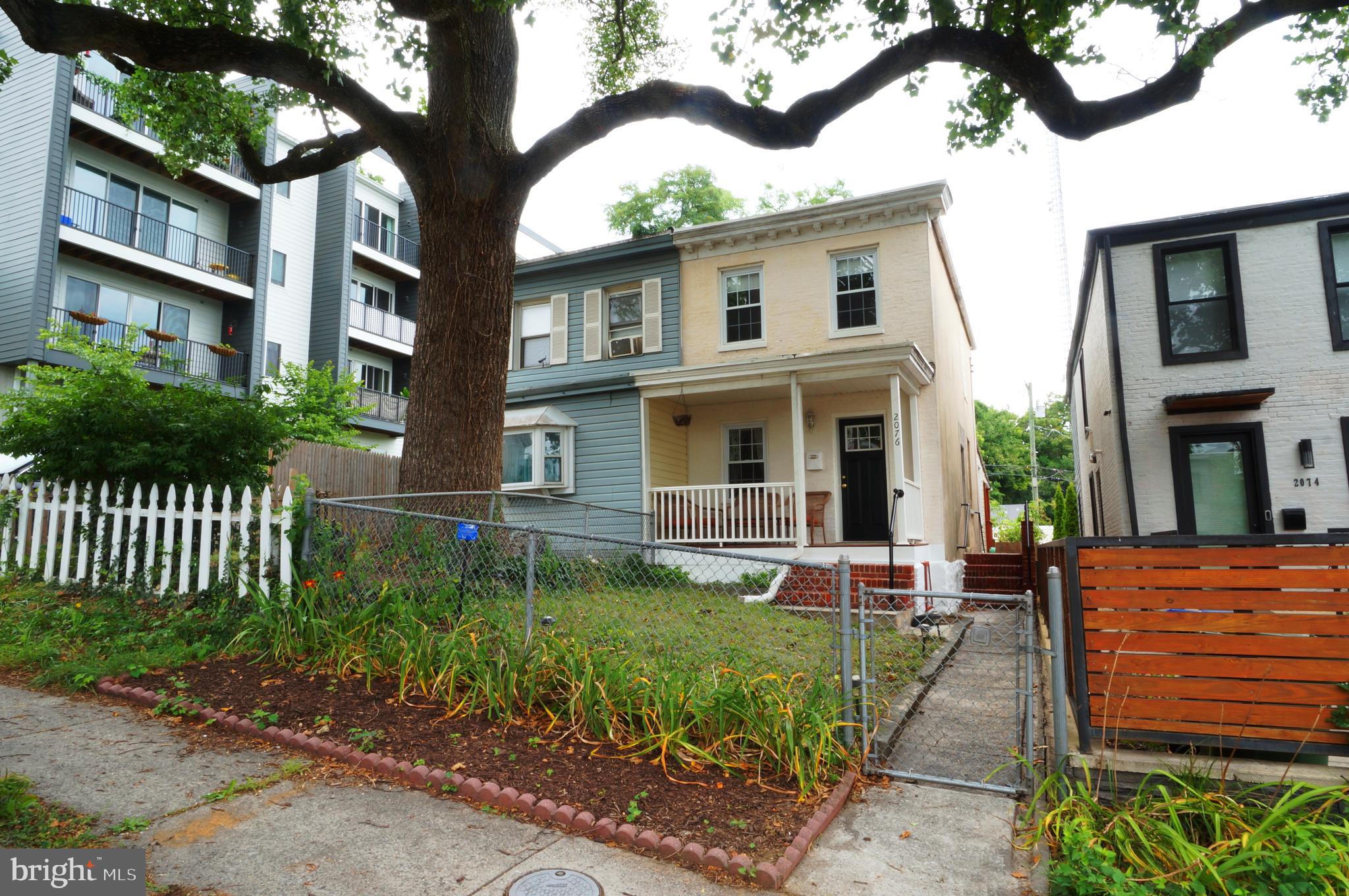 2076 ROCKROSE AVENUE