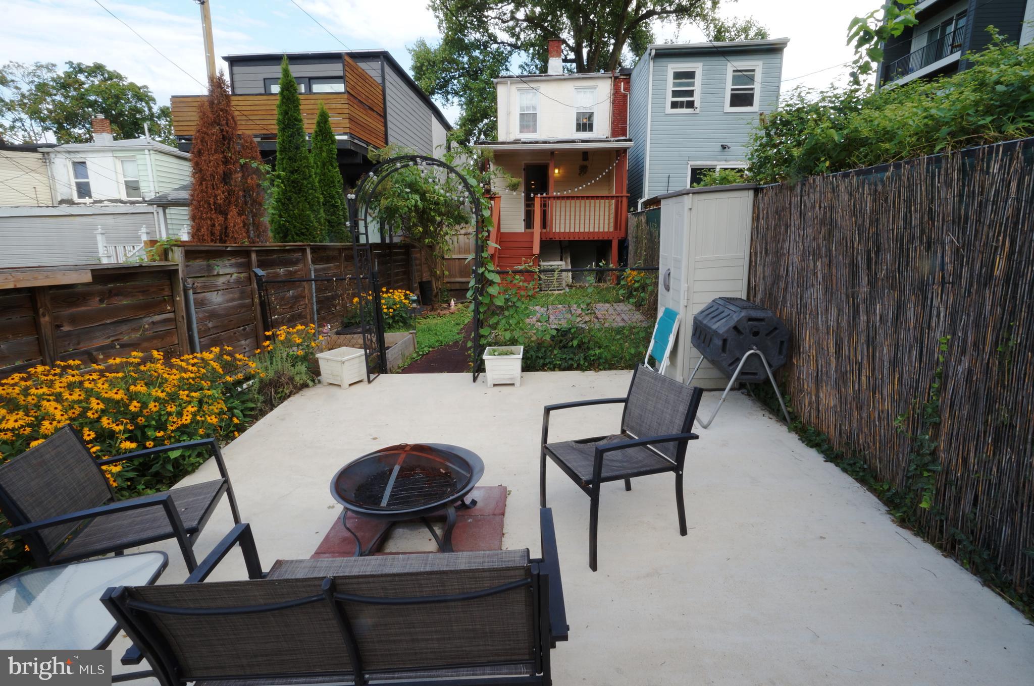 2076 ROCKROSE AVENUE