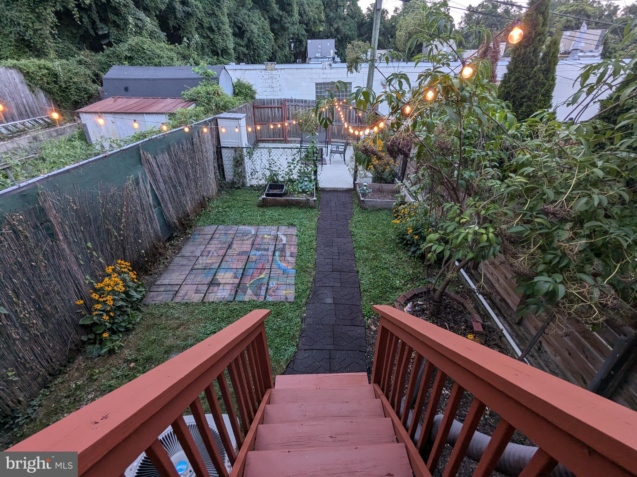 2076 ROCKROSE AVENUE