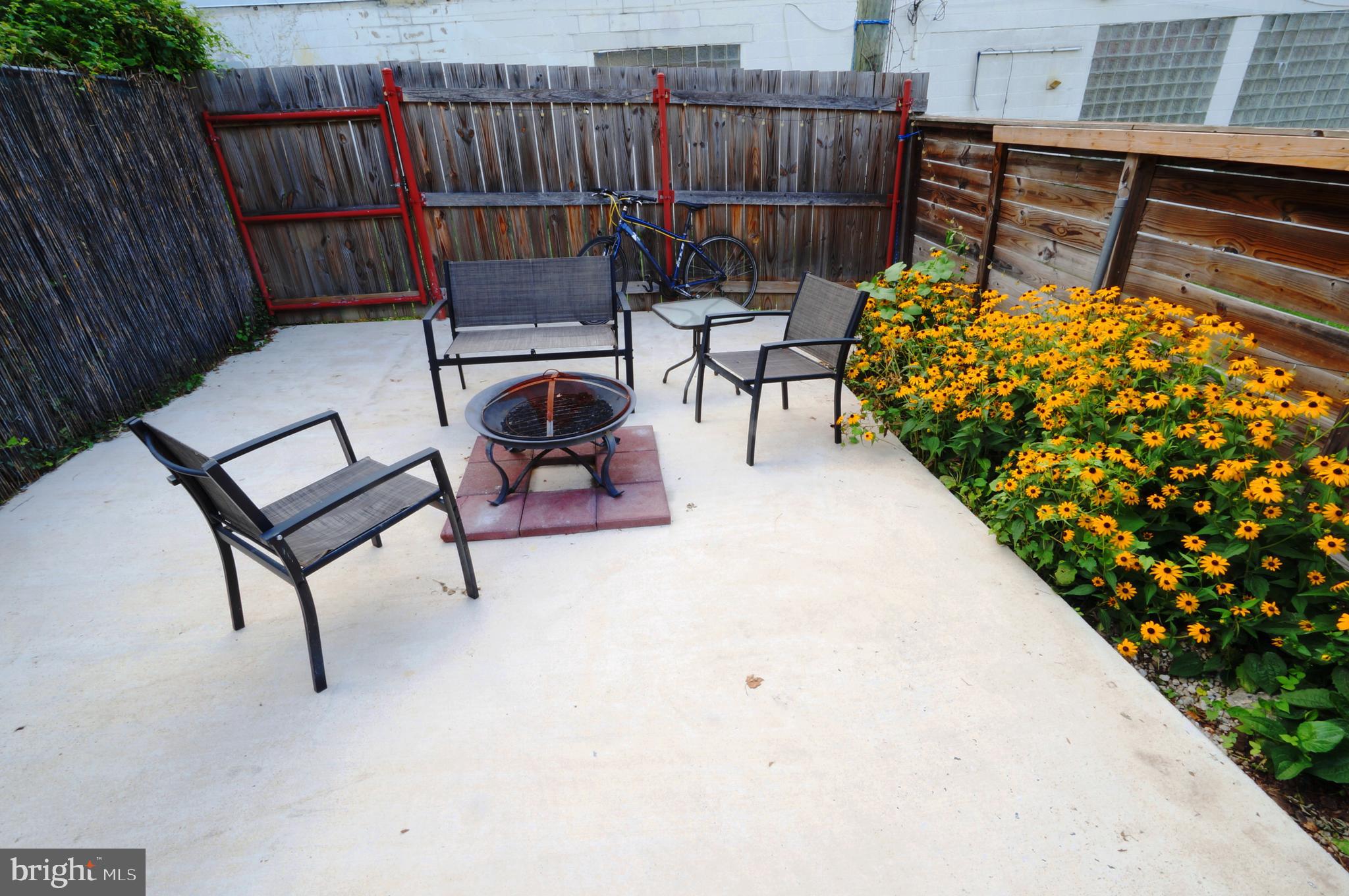 2076 ROCKROSE AVENUE