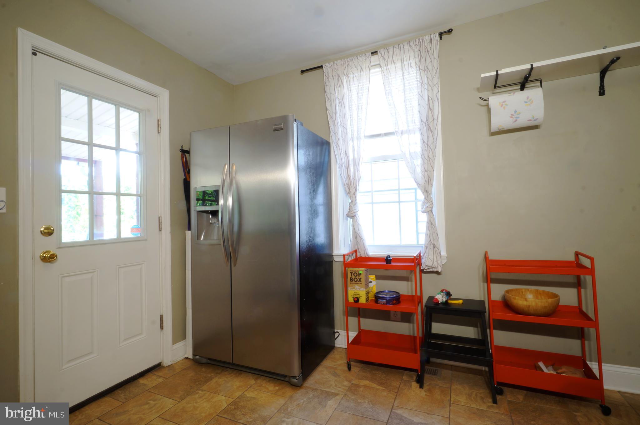 2076 ROCKROSE AVENUE