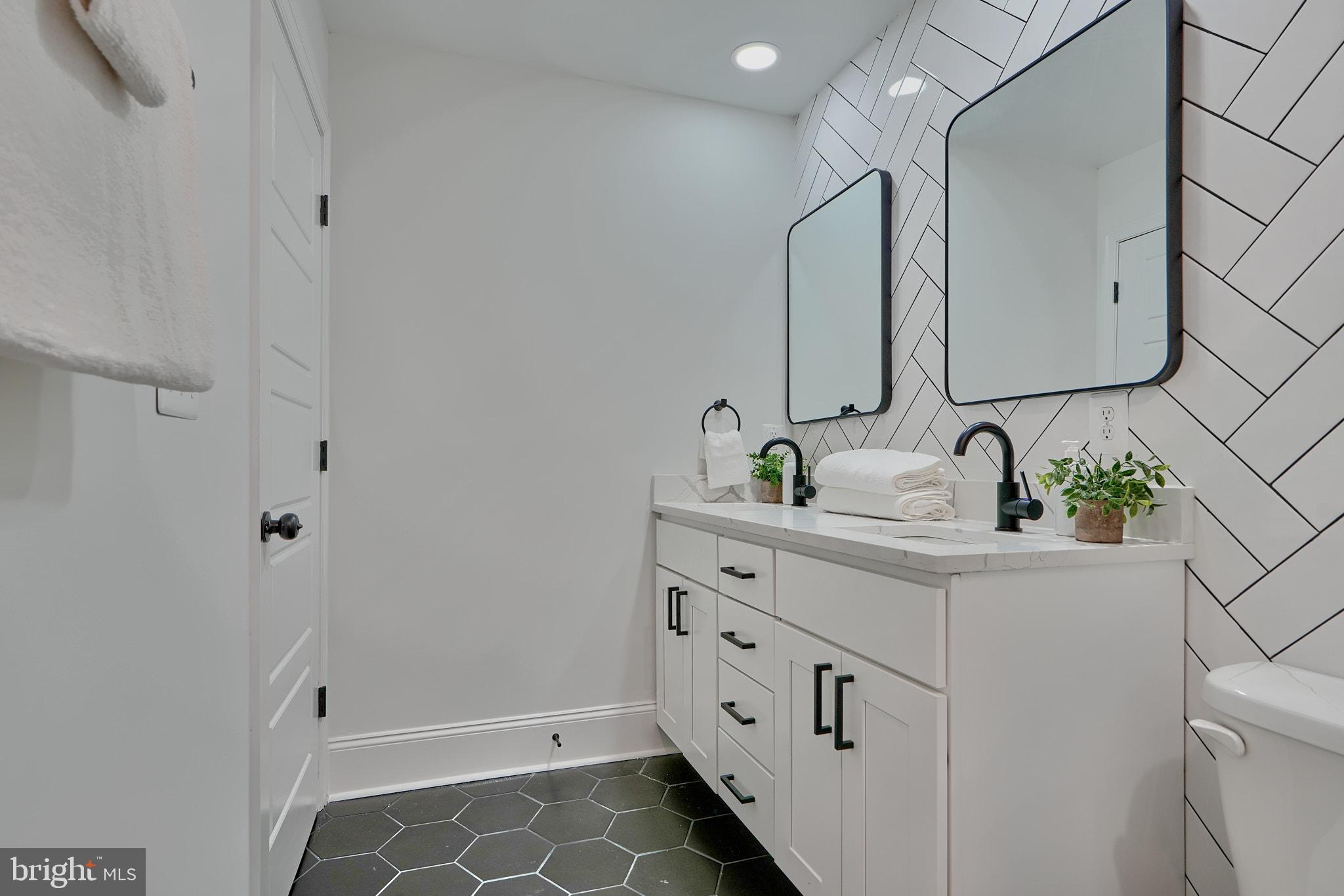 1747 COVINGTON STREET