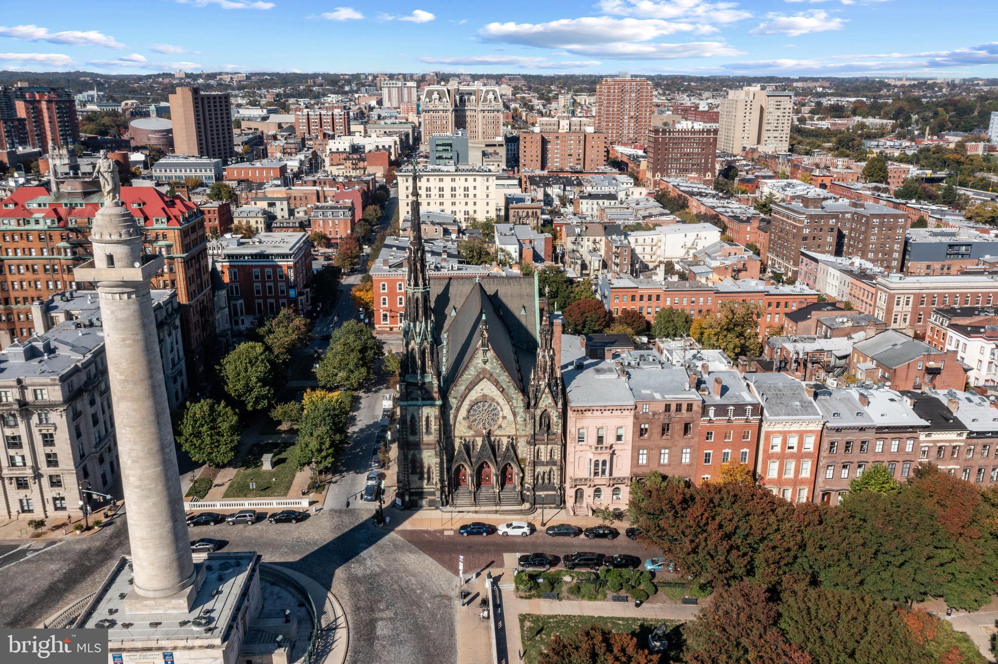 12 E MOUNT VERNON PLACE 201