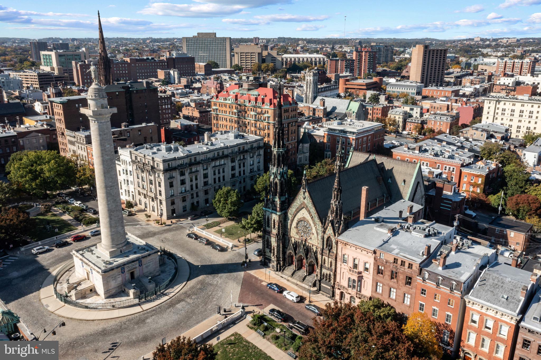 12 E MOUNT VERNON PLACE 201