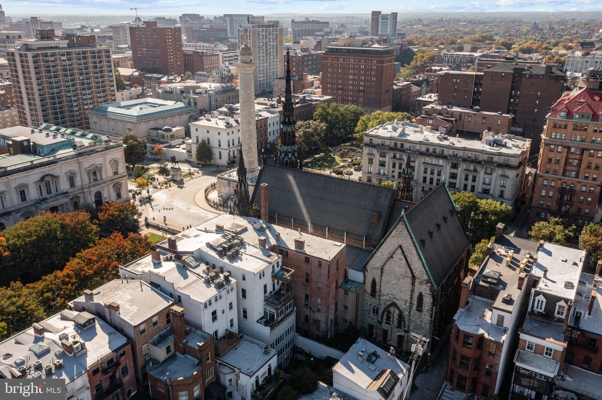 12 E MOUNT VERNON PLACE 201