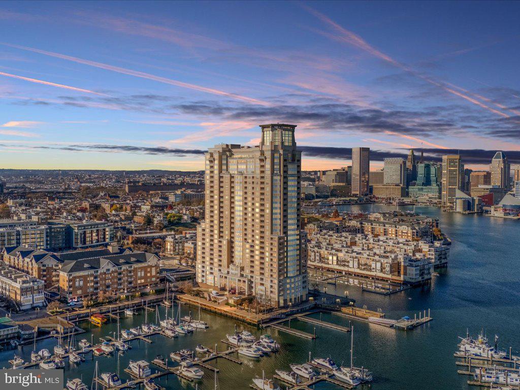 100 HARBORVIEW DRIVE PH1D