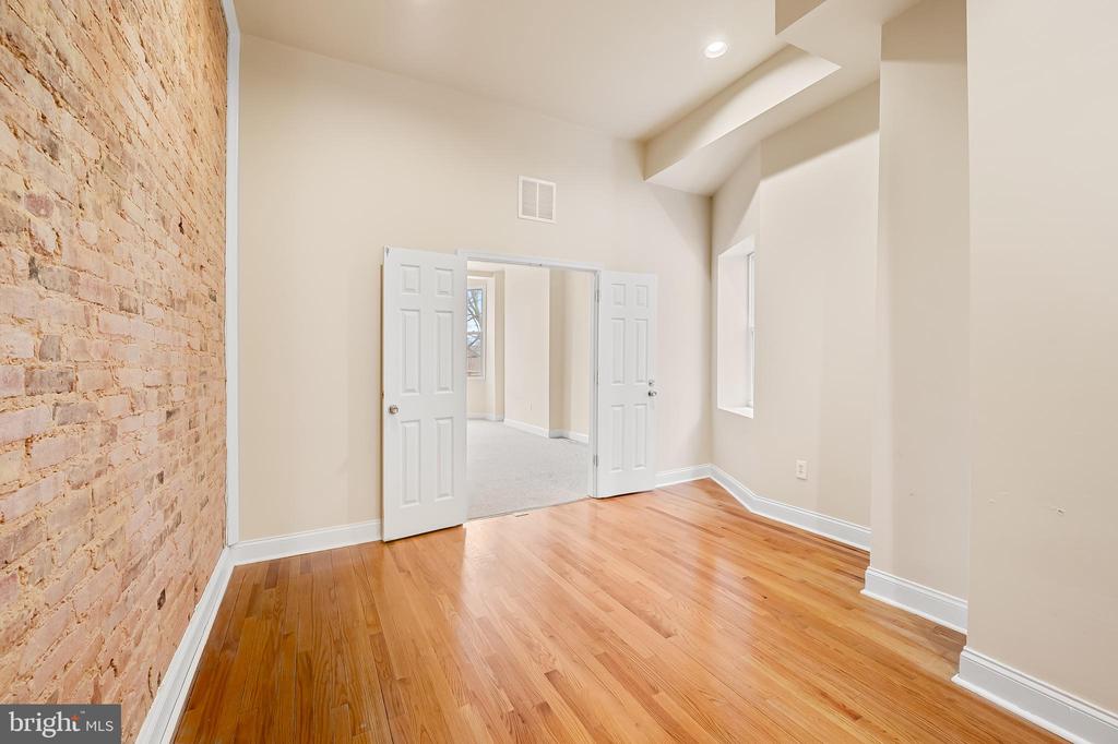 1811 EUTAW PLACE