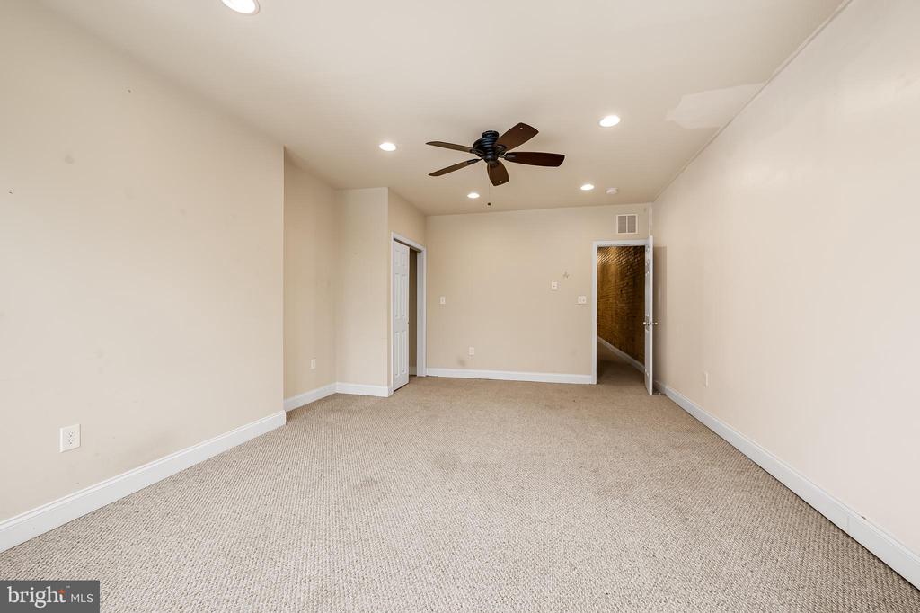1811 EUTAW PLACE