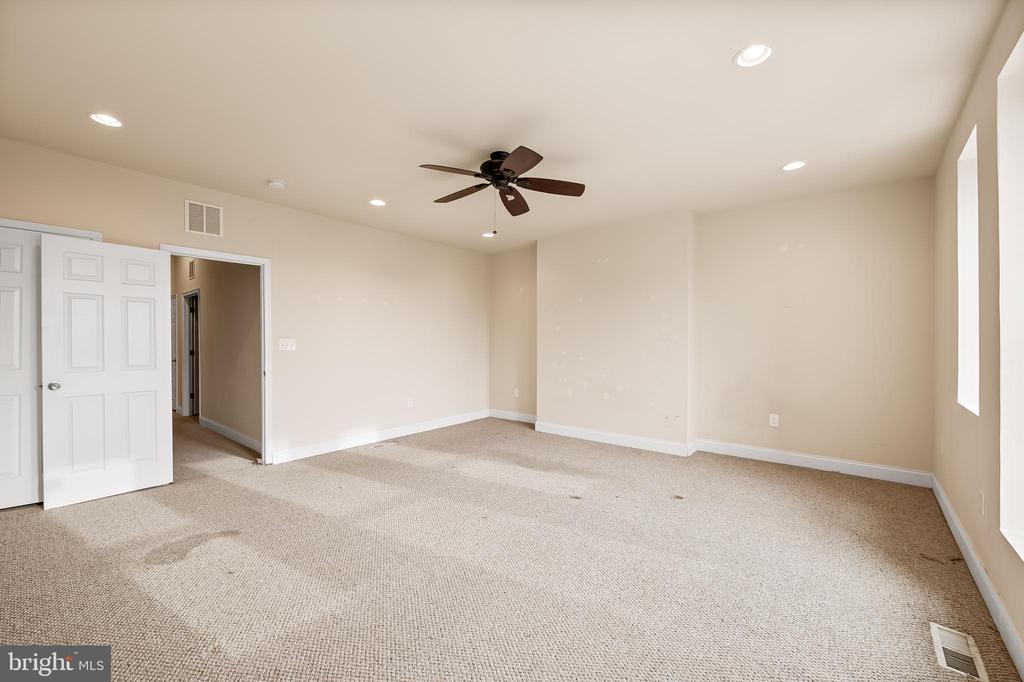 1811 EUTAW PLACE