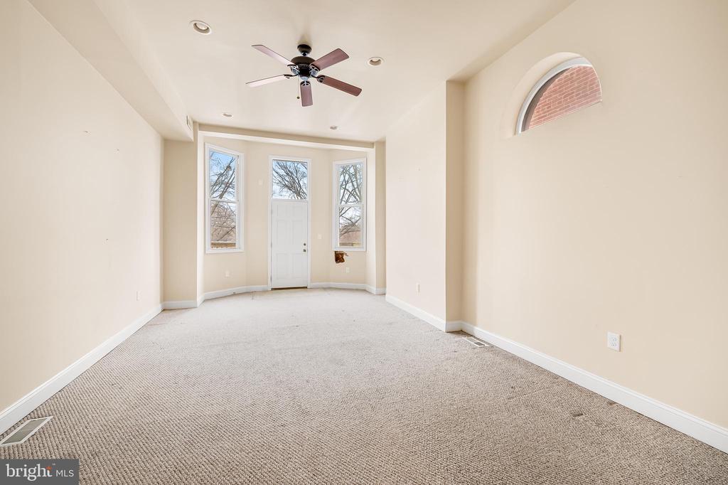 1811 EUTAW PLACE