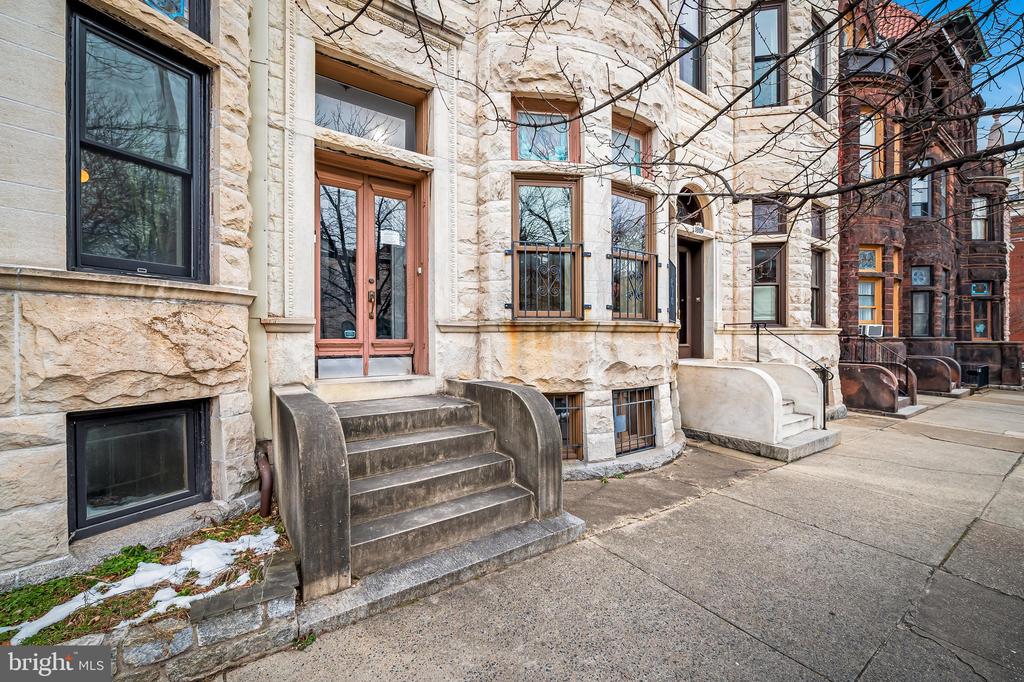 1811 EUTAW PLACE