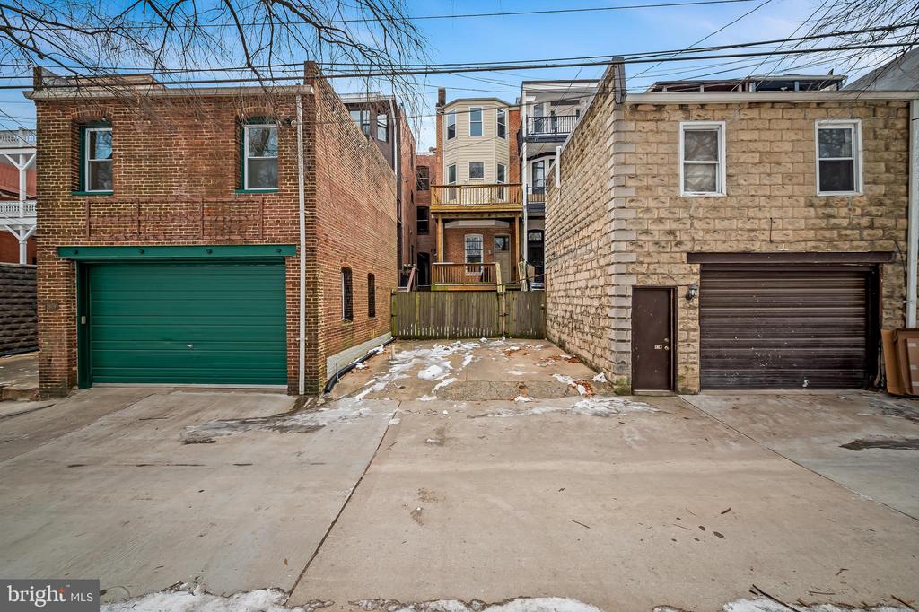 1811 EUTAW PLACE