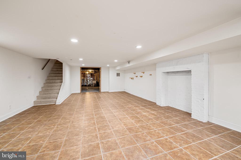 1811 EUTAW PLACE