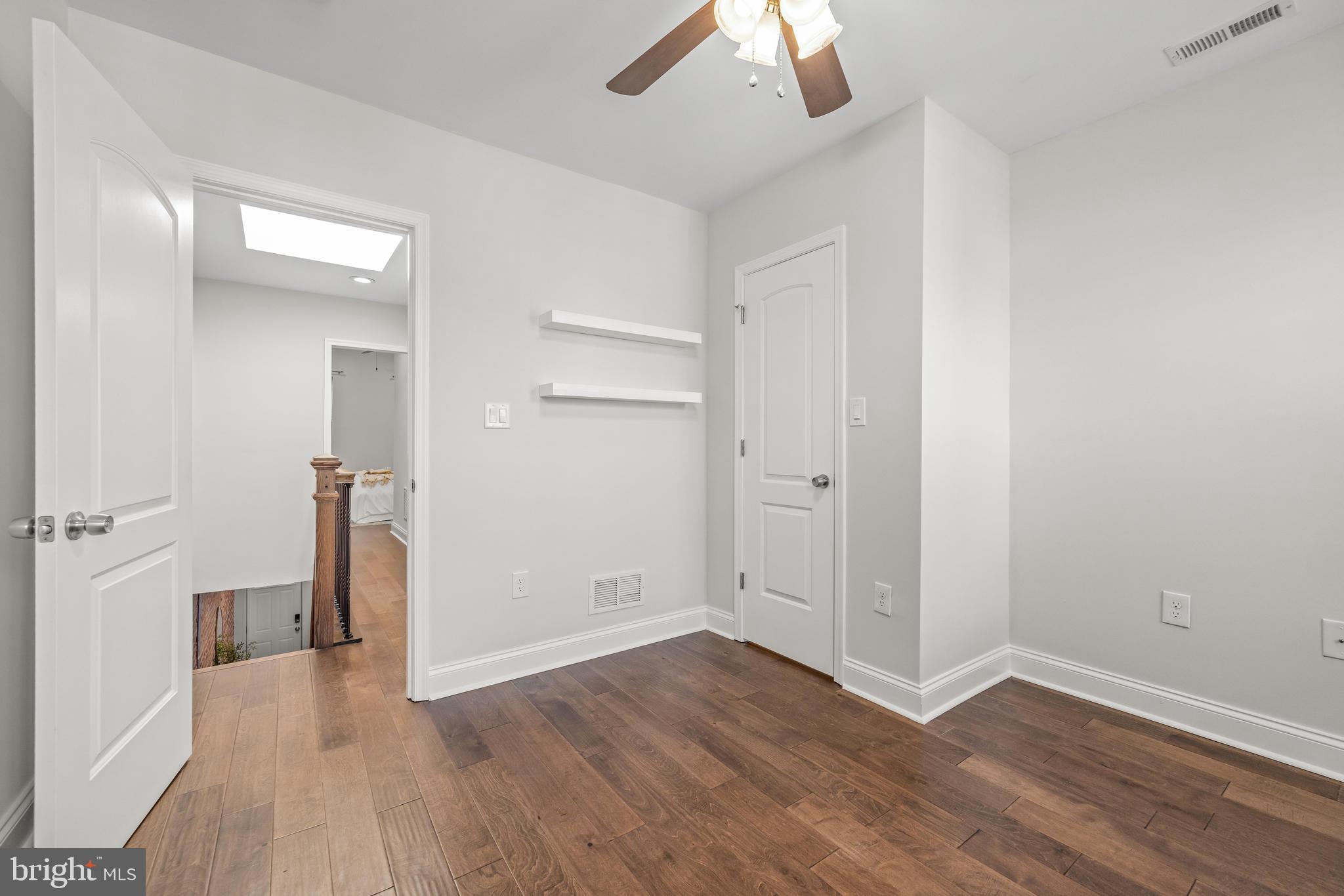 131 S ROBINSON STREET