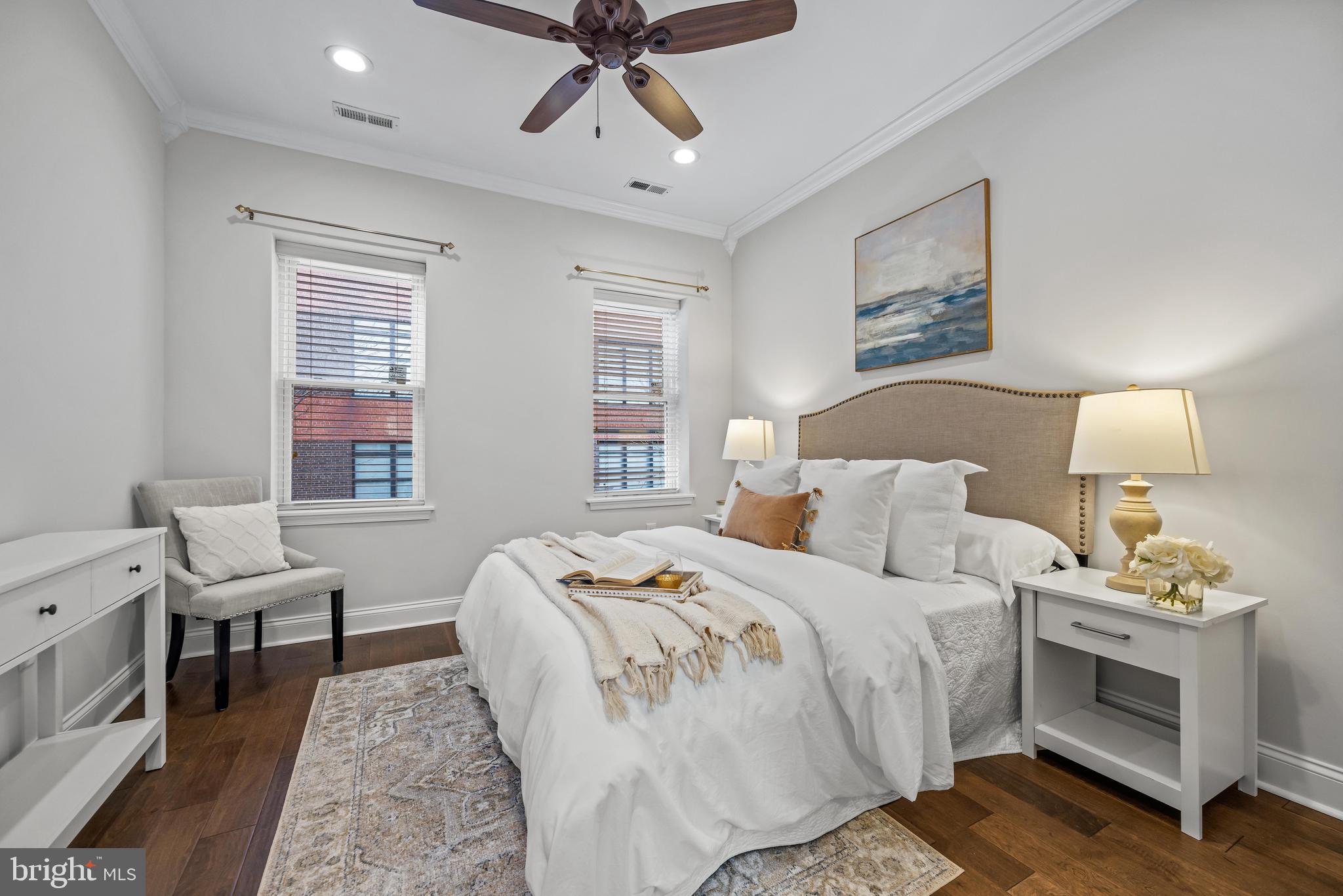 131 S ROBINSON STREET