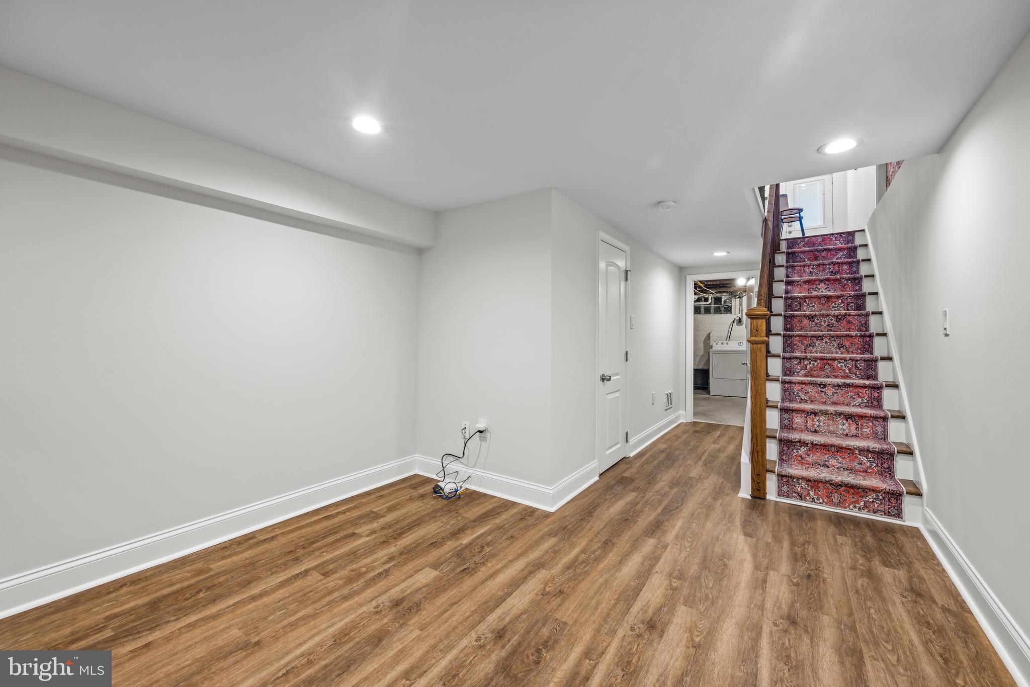 131 S ROBINSON STREET