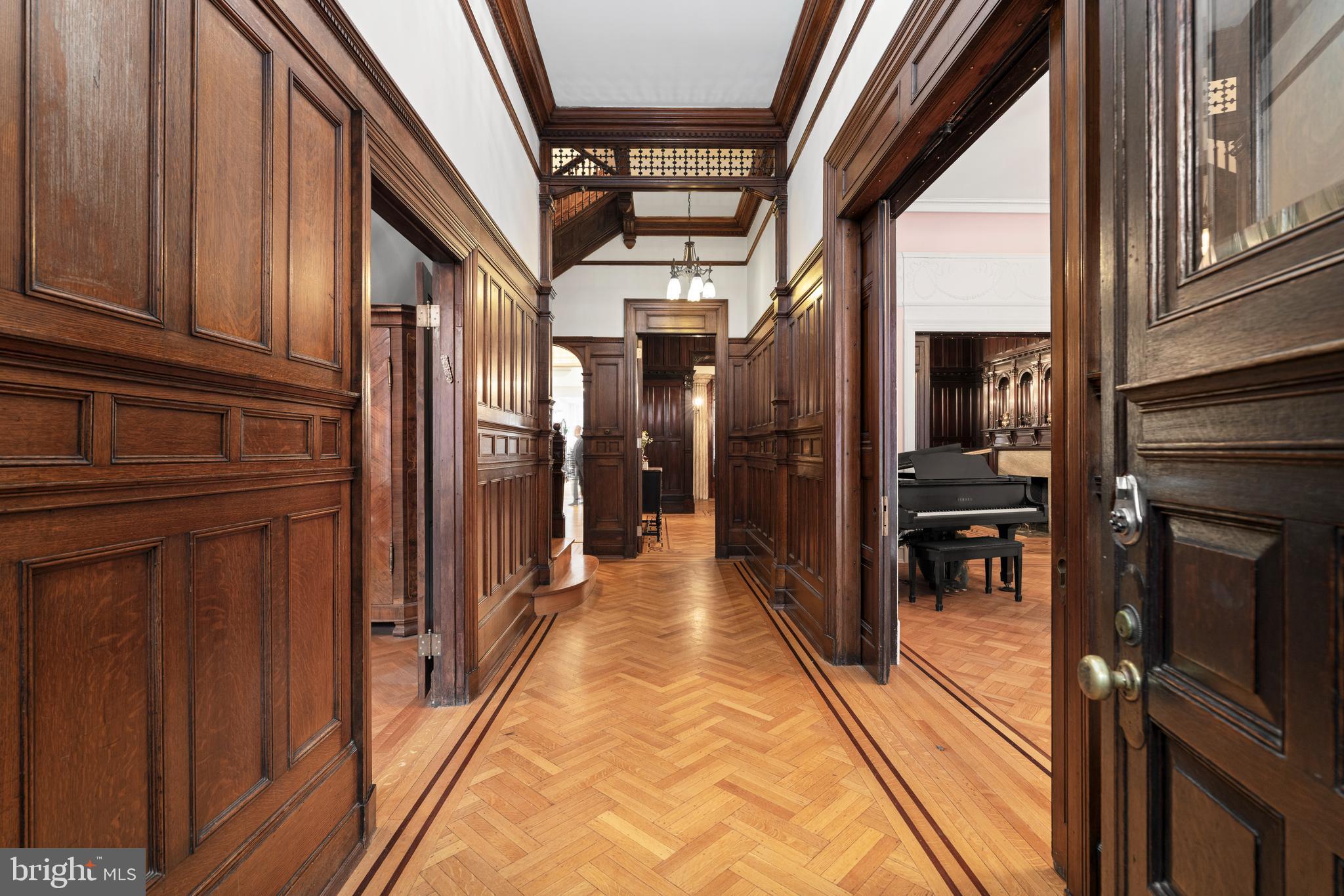 829 PARK AVENUE