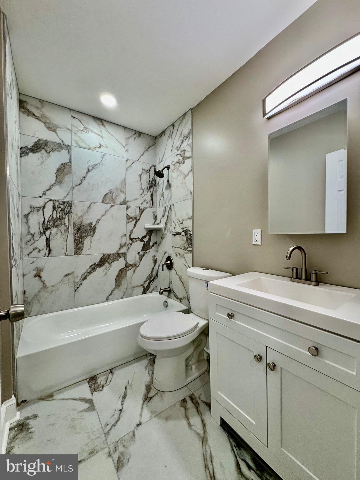 2302 DRUID PARK DRIVE