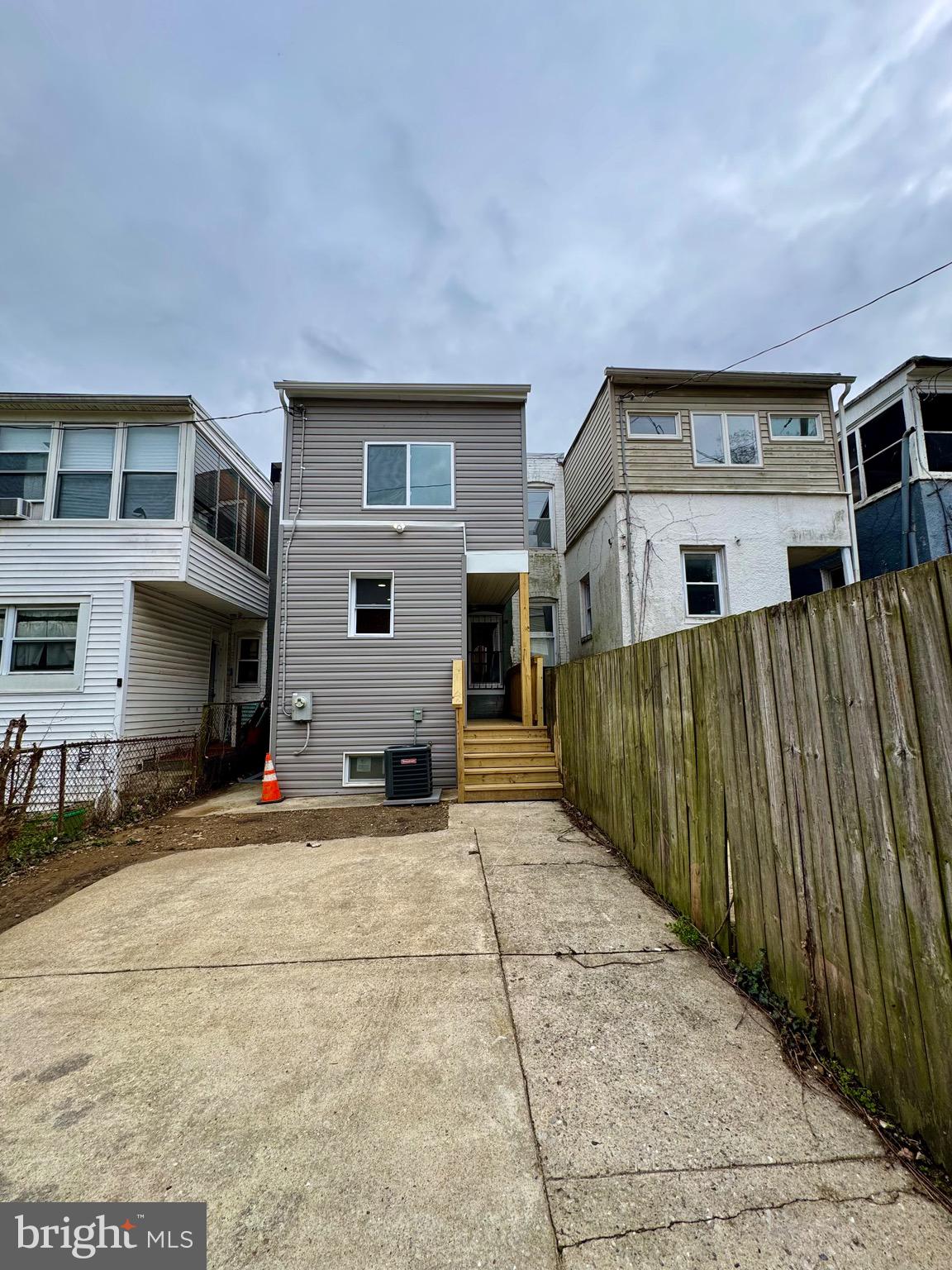 2302 DRUID PARK DRIVE