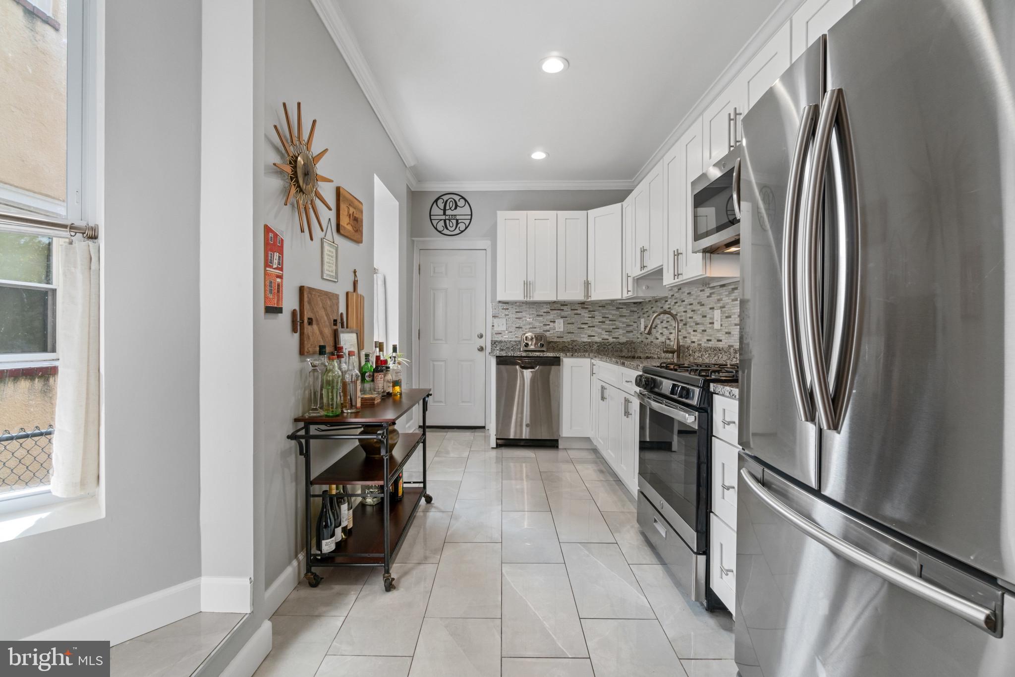 425 E LANVALE STREET