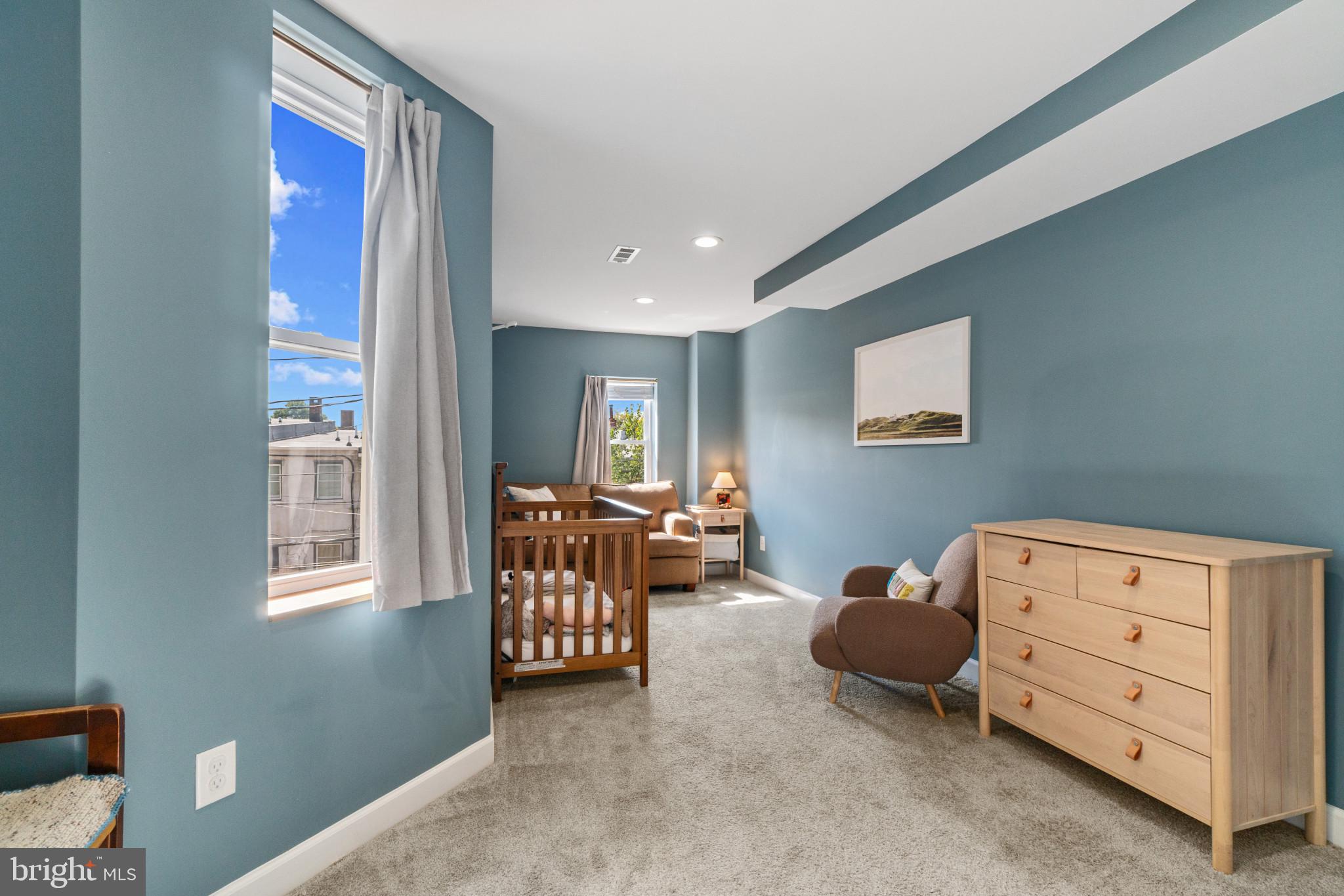 425 E LANVALE STREET