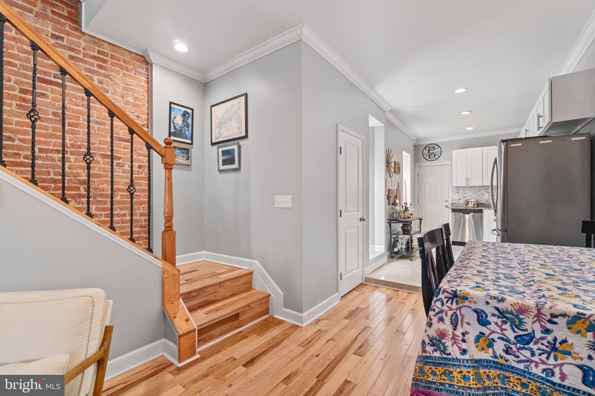 425 E LANVALE STREET