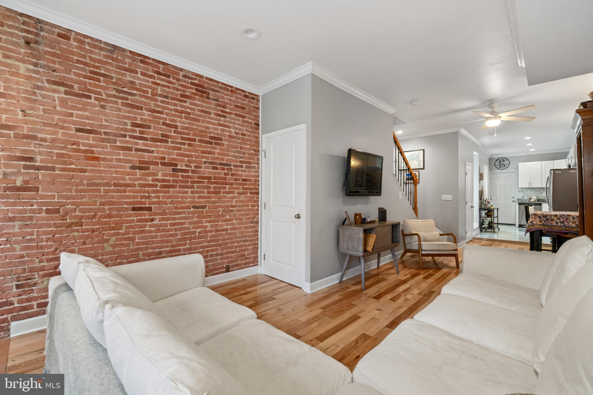 425 E LANVALE STREET