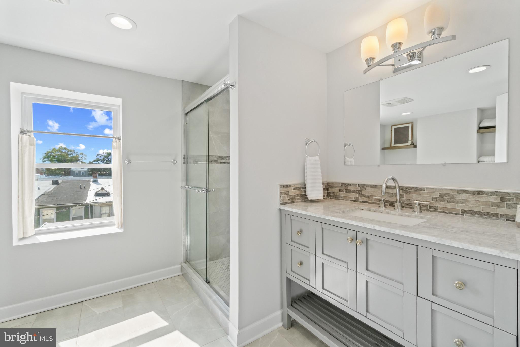 425 E LANVALE STREET