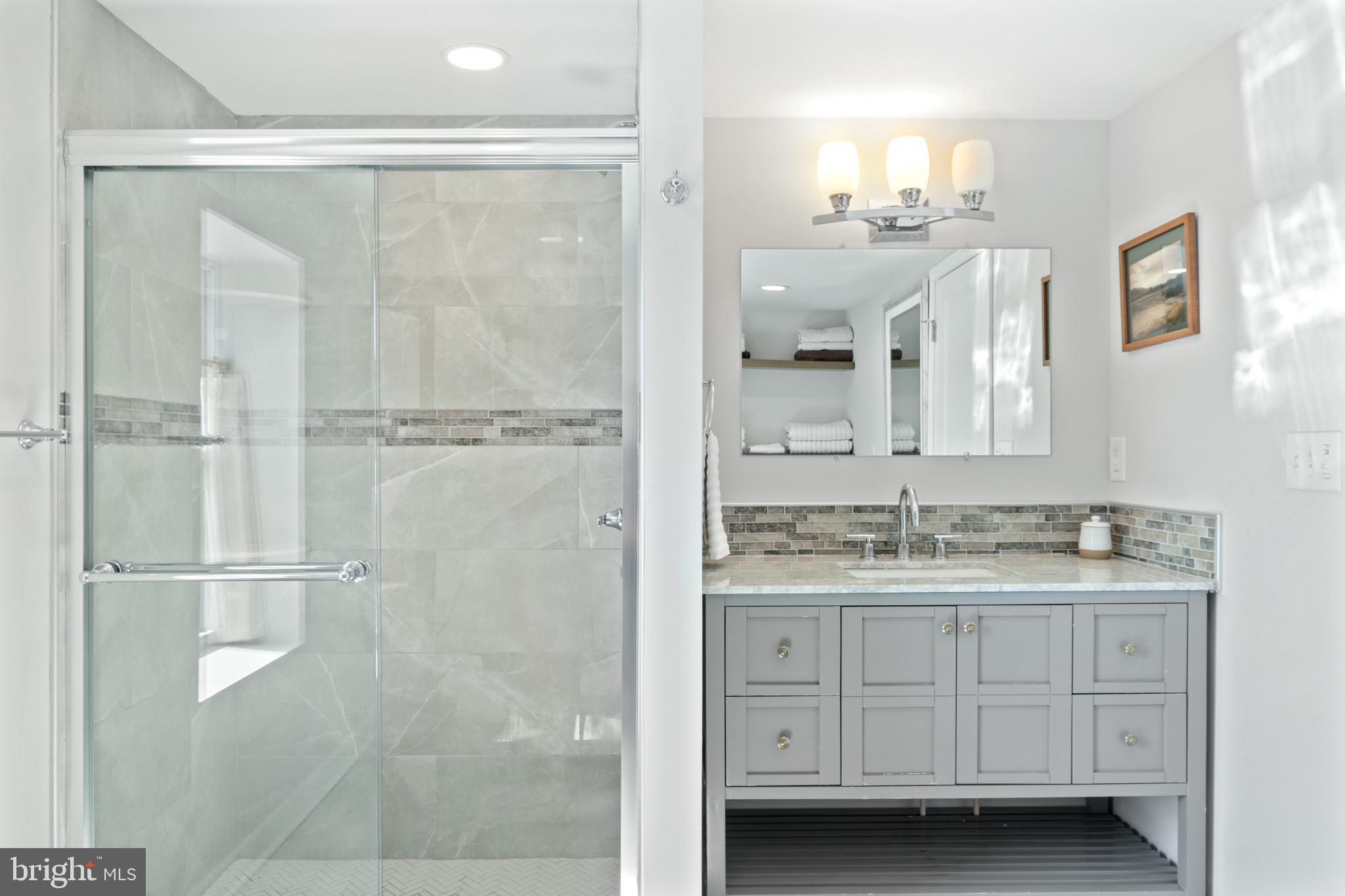 425 E LANVALE STREET